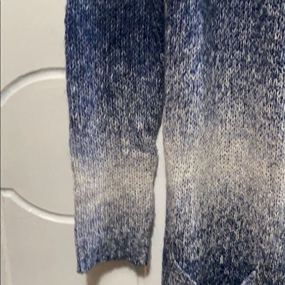 Sun & Shadow Blue Cardigan size Small - Picture 5 of 9